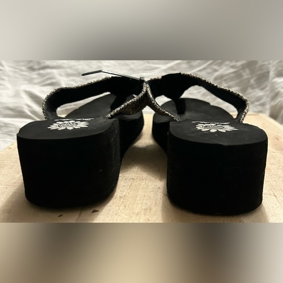 Yellow Box Women's Nador Platino Flip Flops Brown Snakeskin Size 7.5 - Picture 6 of 7